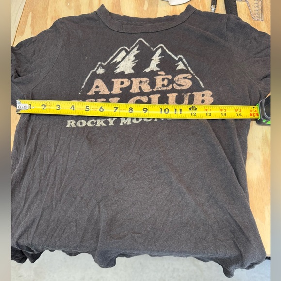 Anthropologie Apres Ski Club Graphic Tee - Picture 7 of 8